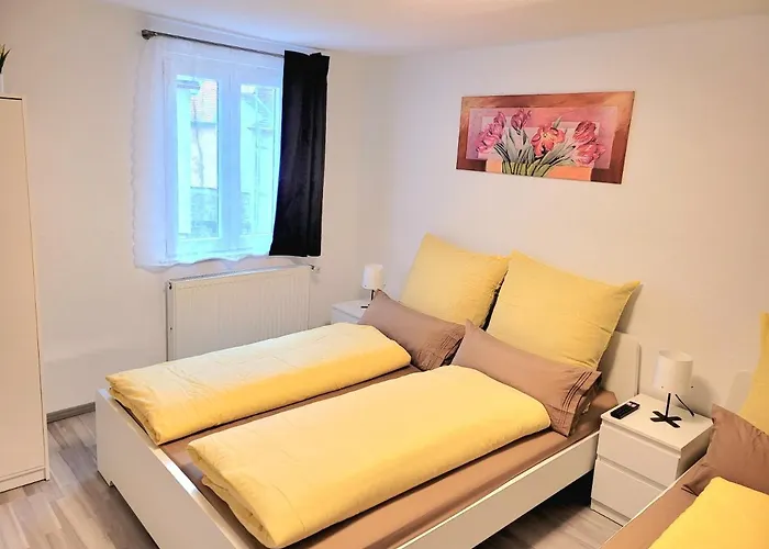 Ruhige, Zentrale Wohnung Am Schlosspark