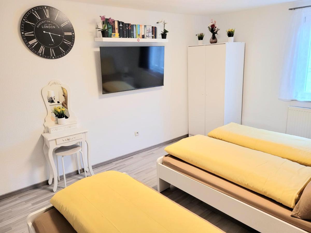Ruhige, Zentrale Am Schlosspark Appartement *