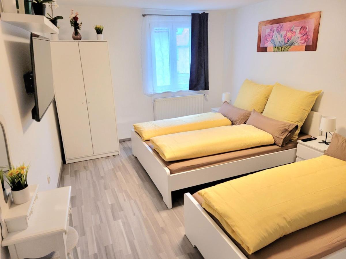 Appartement Ruhige, Zentrale Am Schlosspark *